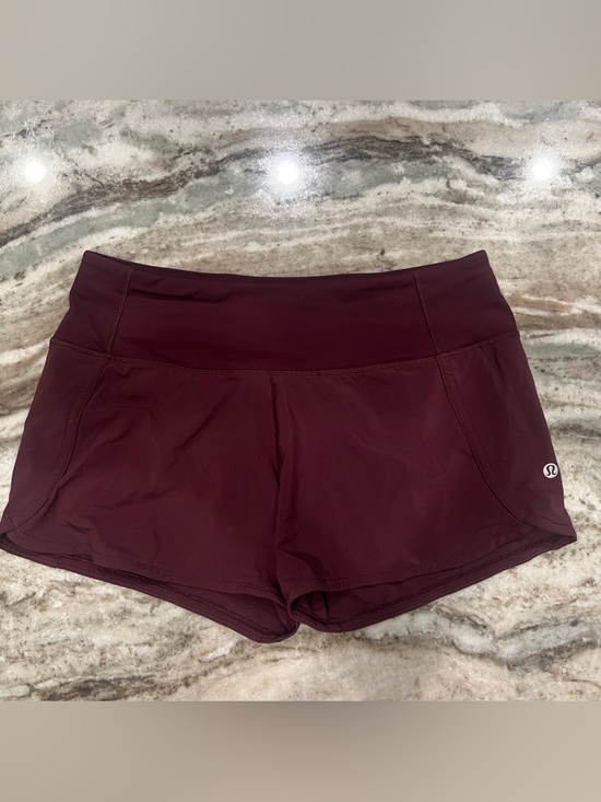 lululemon athletica Pants - RARE lululemon athletica Run times short *4-way stretch 4” Size 4 LIKE NEW